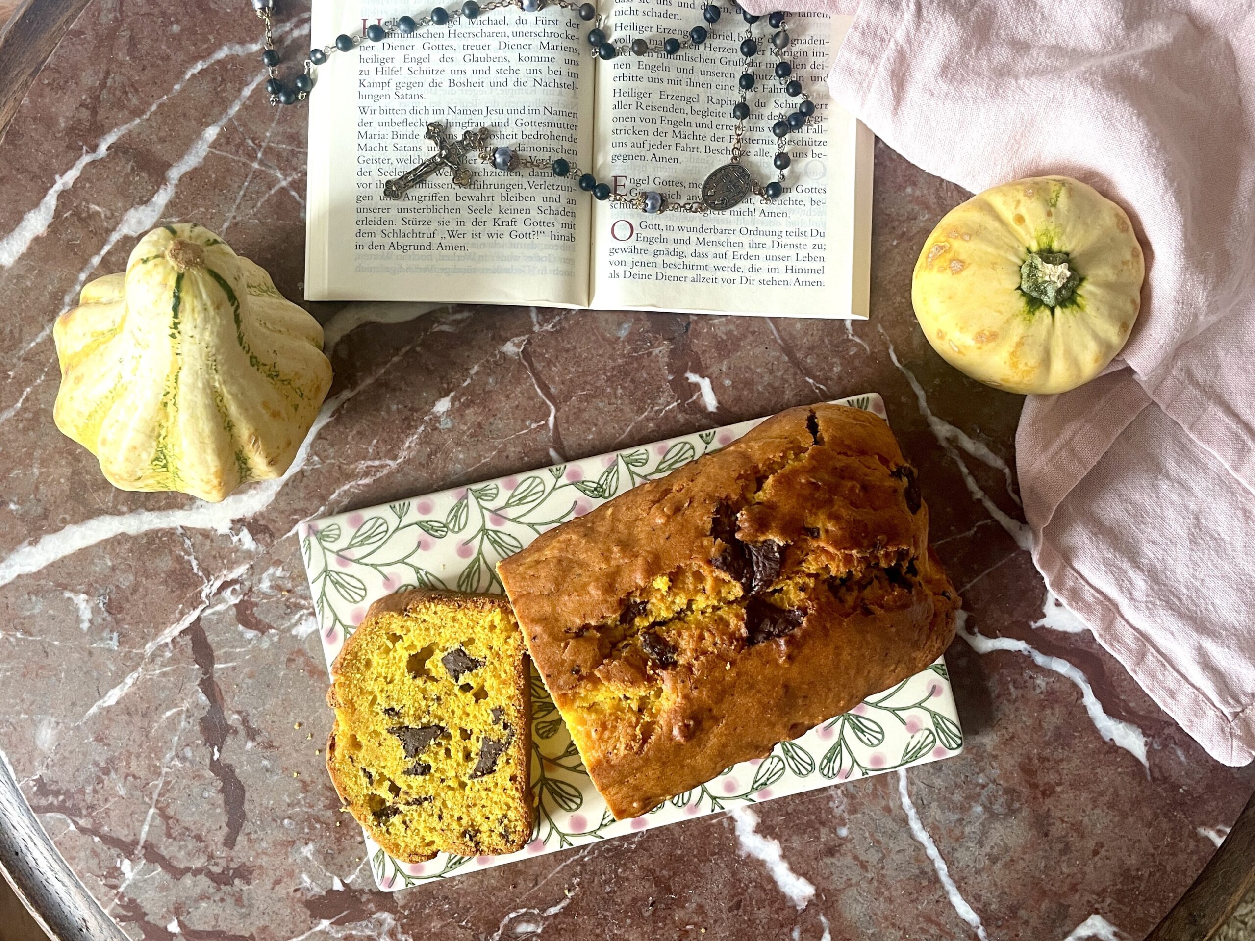 My Favorite Quick & Easy Pumpkin Bread