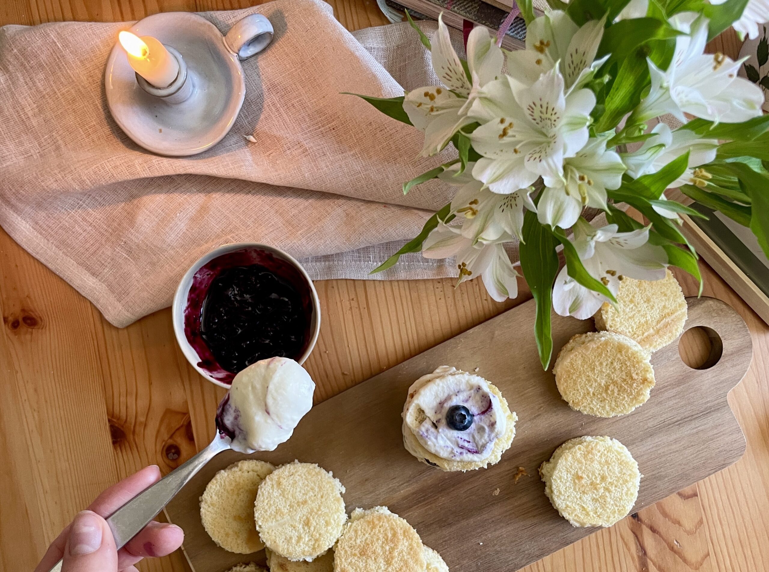 Blueberry White Chocolate Mini Cakes – Easy, Special Summer Treat